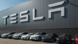 Stabilimento di assemblaggio motori Tesla (TSLA) a Tilburg, Paesi Bassi.