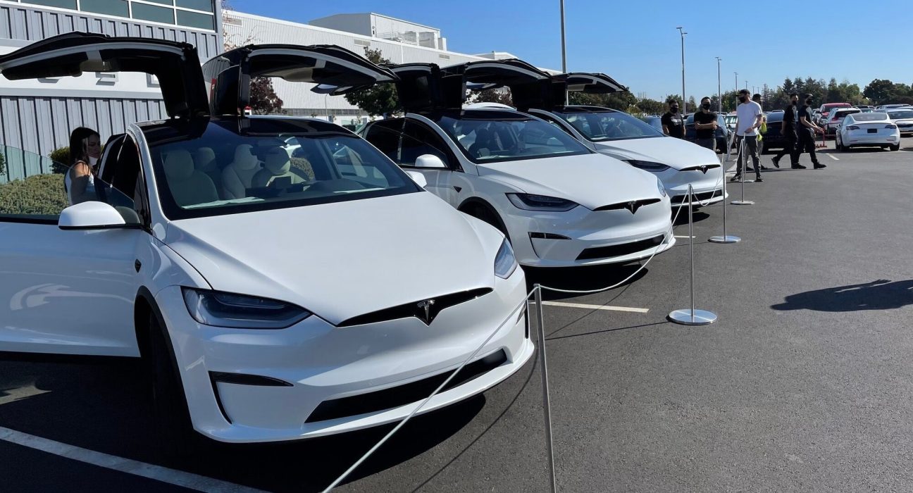 Tesla rinvia i primi ordini di aggiornamento della Model X a luglio 2022