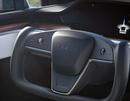 Tesla smette di inserire sensori radar nei nuovi veicoli elettrici Model S e Model X