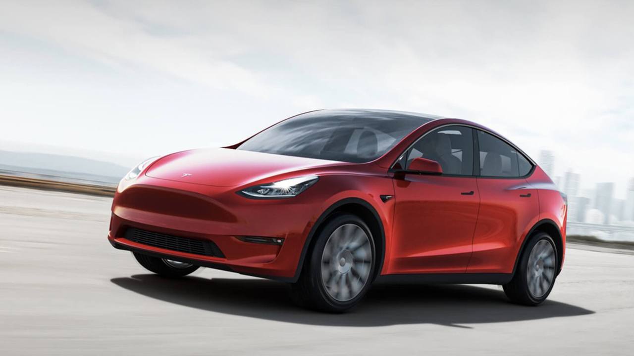 La produzione della Tesla Model Y in Europa partirà a fine anno con novità